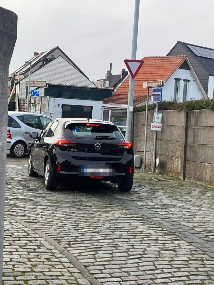 Opel Corsa aangemeld bij Imex Cars