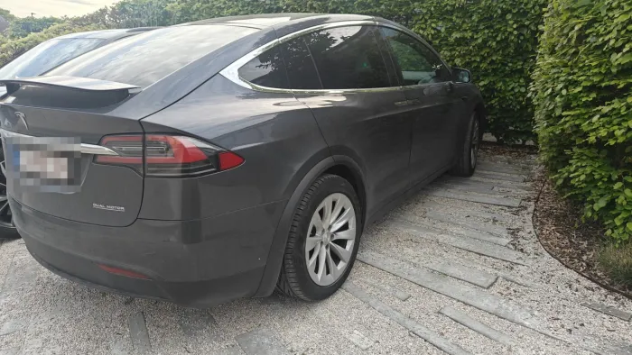Tesla Model X aangemeld bij Imex Cars