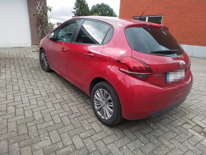 Peugeot 208 aangemeld bij Imex Cars