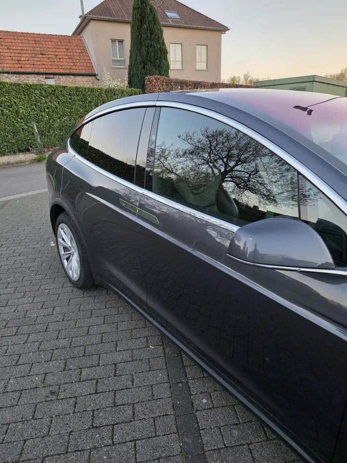 Tesla Model X aangemeld bij Imex Cars