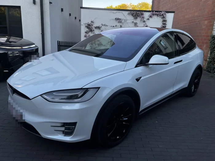 Tesla Model X aangemeld bij Imex Cars
