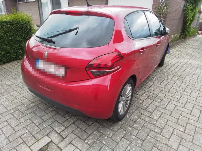 Peugeot 208 aangemeld bij Imex Cars